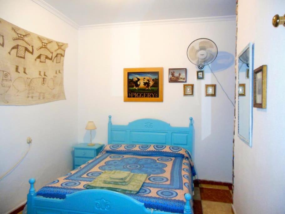 Habitaciones La Pepa Cadiz Exterior photo