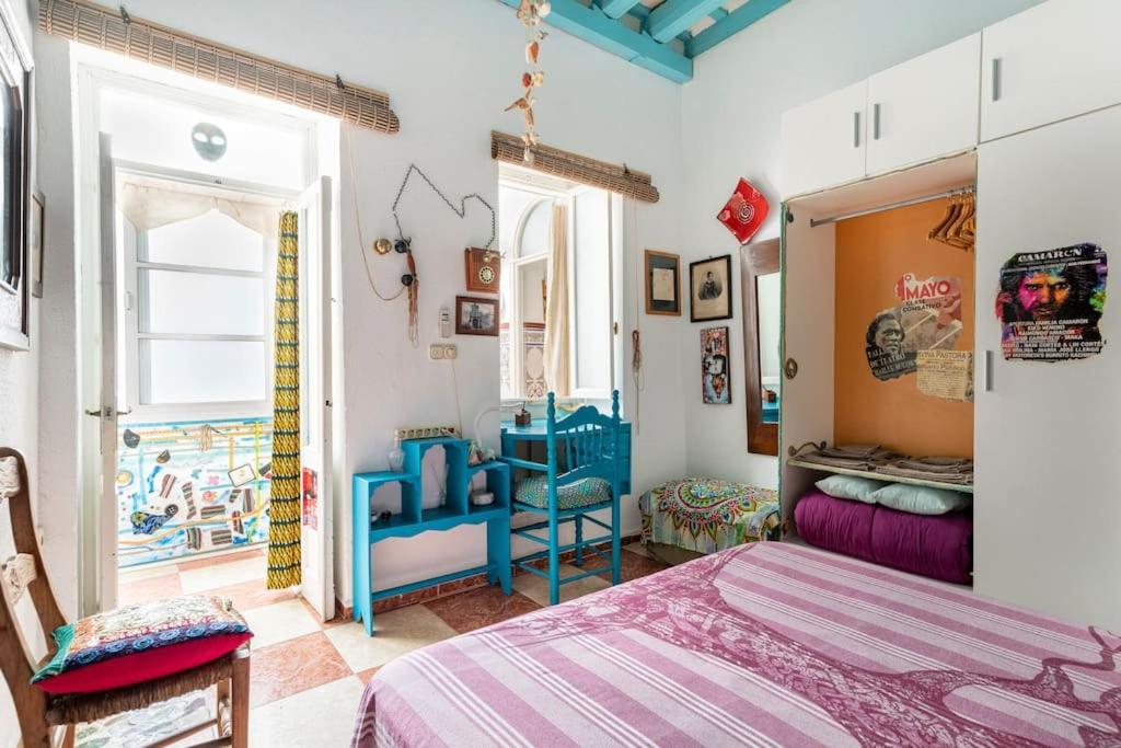 Habitaciones La Pepa Cadiz Exterior photo