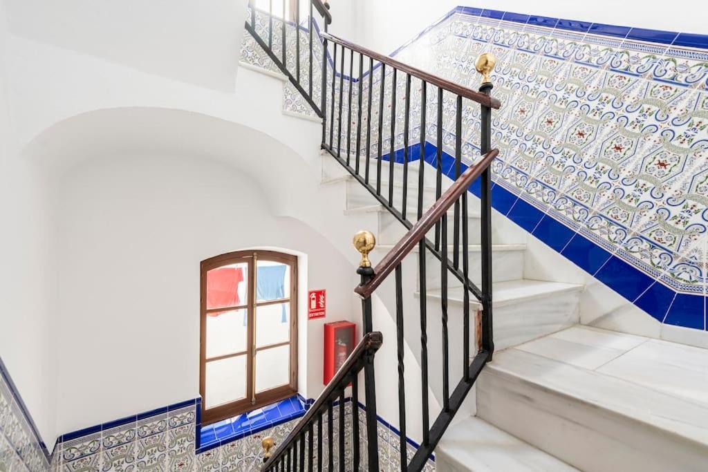 Habitaciones La Pepa Cadiz Exterior photo
