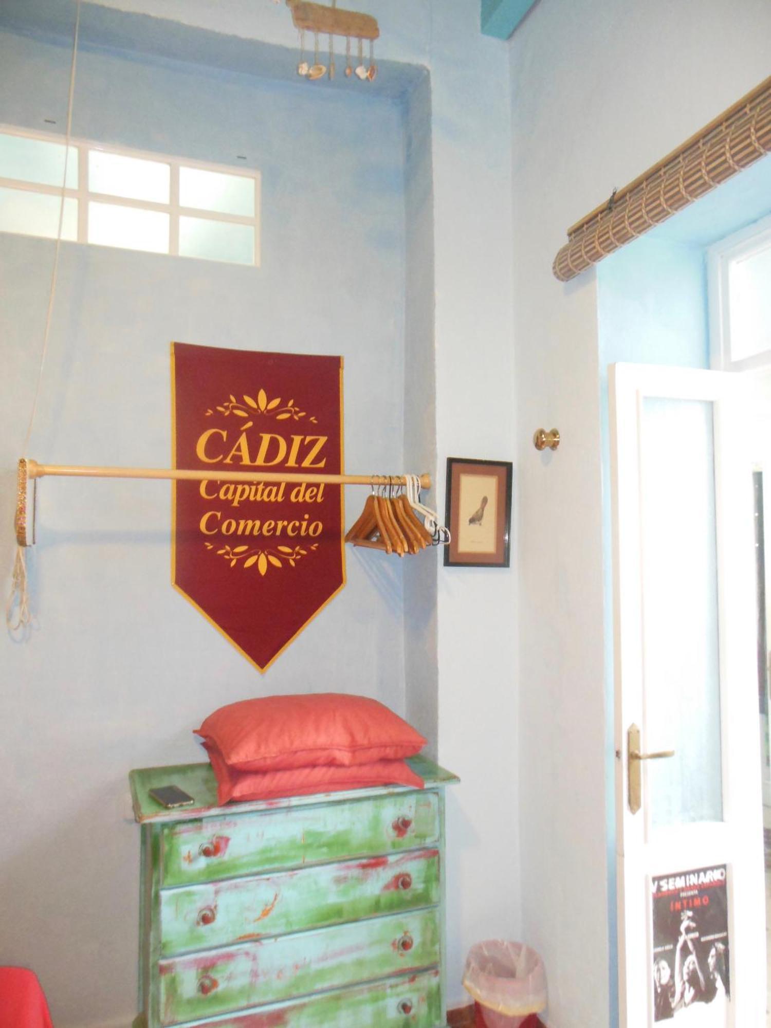 Habitaciones La Pepa Cadiz Exterior photo